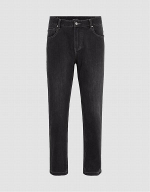 Black Men's Urban Revivo Straight Jeans | FGY8899CN