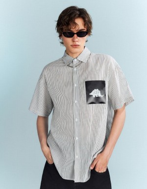 Black Men's Urban Revivo Striped Oversized Shirts | RYL5057YG