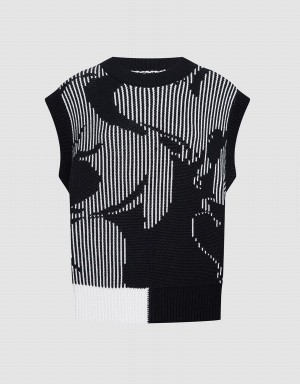 Black Women's Urban Revivo Abstract Pattern Tank Top | WWY874NK