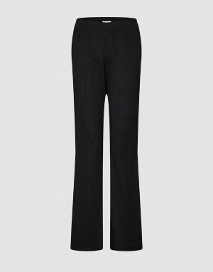 Black Women's Urban Revivo Elastic Waist Knitted Flare Pants | ETB9586QD