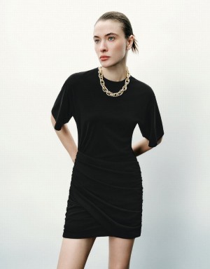 Black Women's Urban Revivo Ruched Crew Neck Skinny Dress | PPH201MO