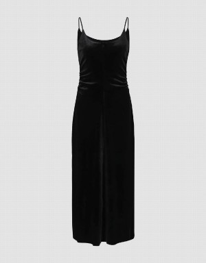 Black Women's Urban Revivo Sleeveless Skinny Knitted Dress | OFT8146RW