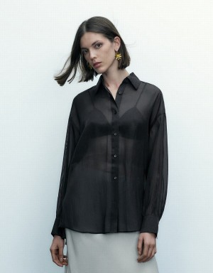 Black Women's Urban Revivo Thin Button Up Loose Shirts | LGD1068CI