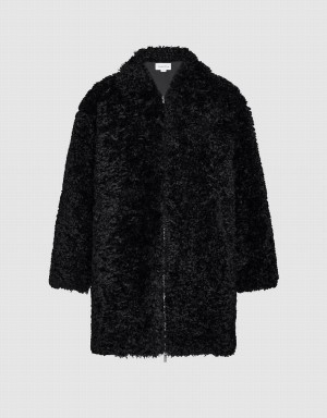 Black Women's Urban Revivo Zipper Front Straight Furry Coats | WQD7943MA