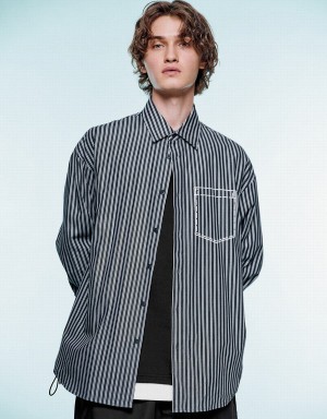 Blue Men's Urban Revivo Striped Loose Shirts | UMM4964HJ