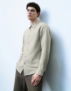 Green Men's Urban Revivo Button Up Loose Shirts | CHI349BX