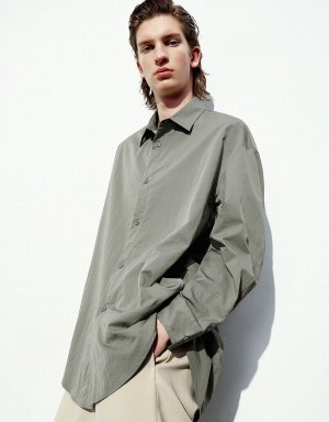 Green Men's Urban Revivo Drop Shoulder Sleeve Oversized Shirts | HDW6781UK