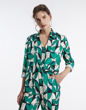 Green Women's Urban Revivo Geometric Print Shirts | HSR4415YM