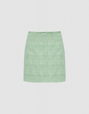 Green Women's Urban Revivo Plaid Pattern Mini Skirts | AKL3578UU