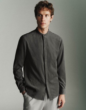 Grey Men's Urban Revivo Crew Neck Straight Shirts | ITN7366XY