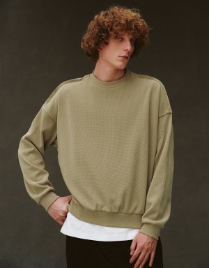 Khaki Men's Urban Revivo Drop Shoulder Sleeve Crew Neck Sweatshirts | WES4279UU