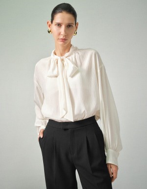 White Women's Urban Revivo Bow Neck Overhead With Tie Blouse | AVS7333XE