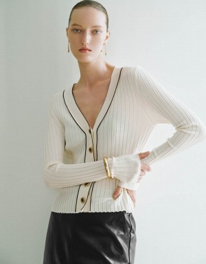 White Women's Urban Revivo Skinny V-Neck Knitted Cardigan | AQQ4363YY