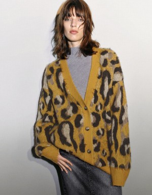 Yellow Multicolor Women's Urban Revivo Leopard Printed V-Neck Knitted Cardigan | XFH377ES