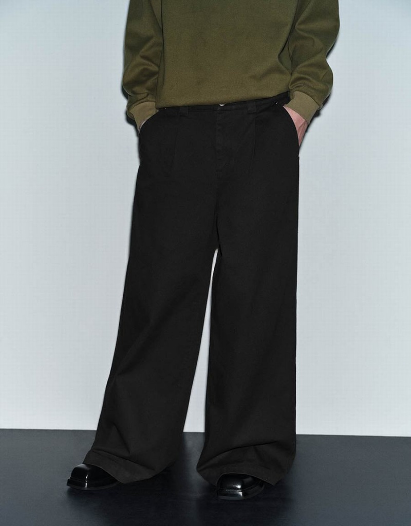 Black Men's Urban Revivo Wide-Leg Pants | QXM2477MT