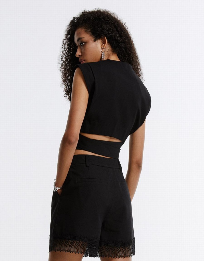 Black Women's Urban Revivo Buckle Belted Vest | UAO9594WY