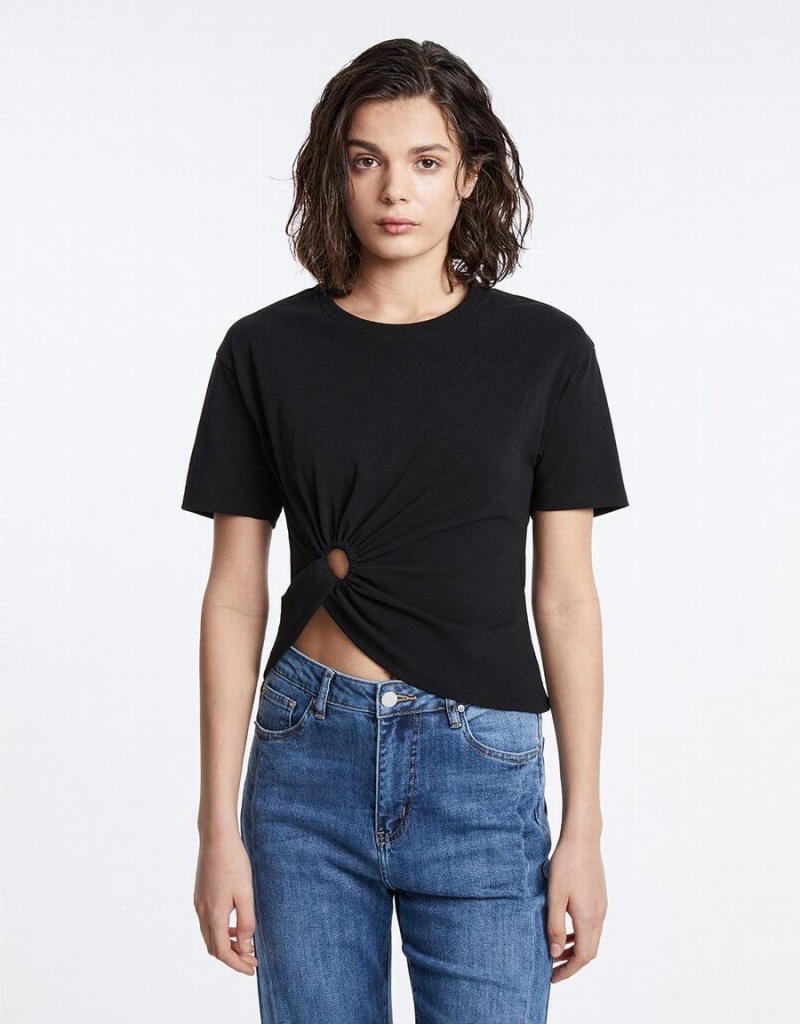 Black Women's Urban Revivo Cropped With Ring Detail T Shirts | FIV2498PW