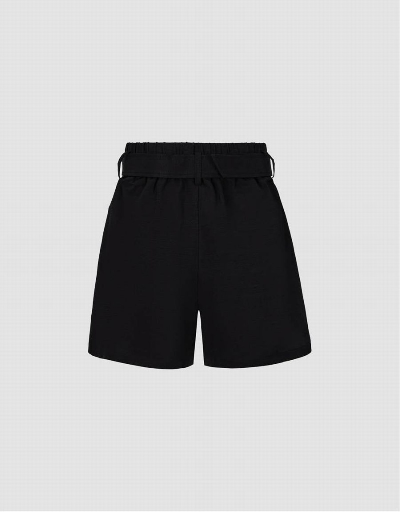 Black Women's Urban Revivo Loose With Belt Shorts | CTG3381VJ