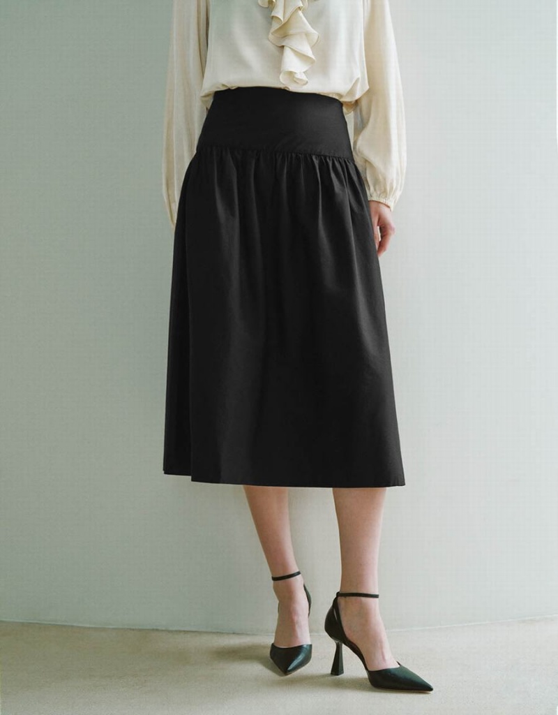 Black Women's Urban Revivo Midi A-Line Skirts | TKN6339MW