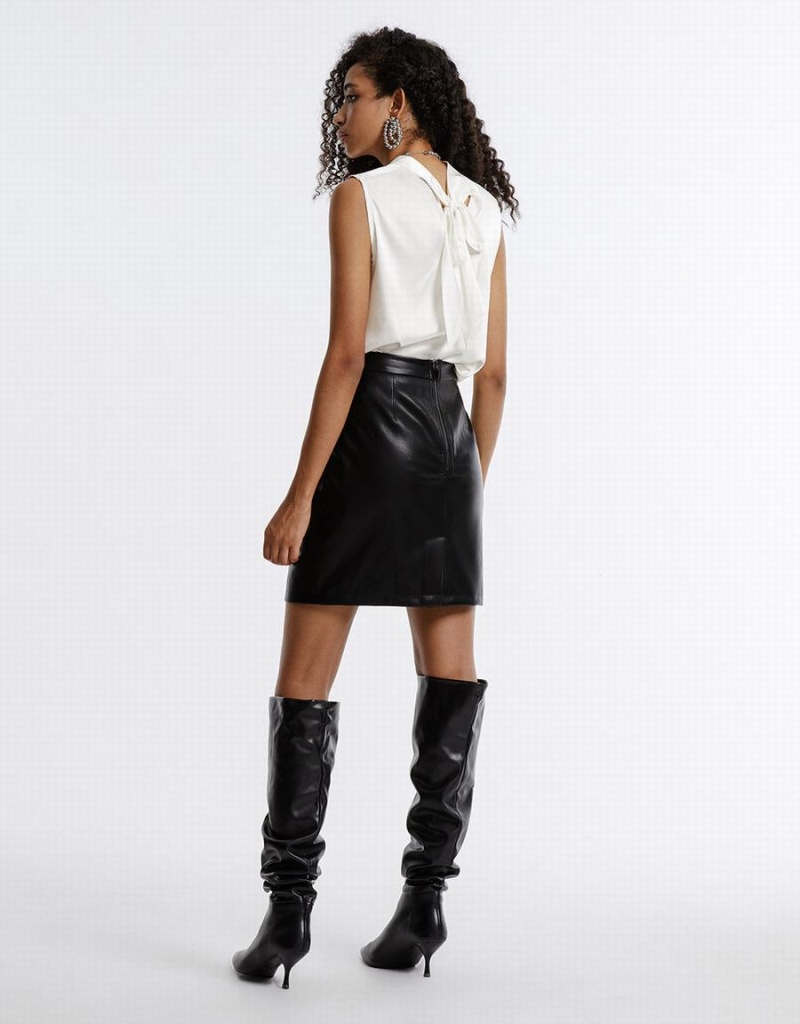 Black Women's Urban Revivo Slit Hem Faux Leather Skirts | TGL4022ZA