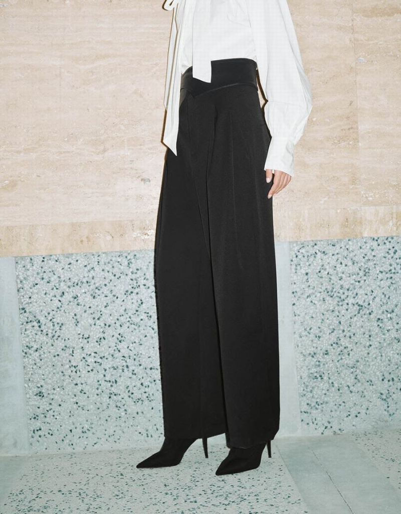 Black Women's Urban Revivo Straight With Belt Pants | GGX292AJ