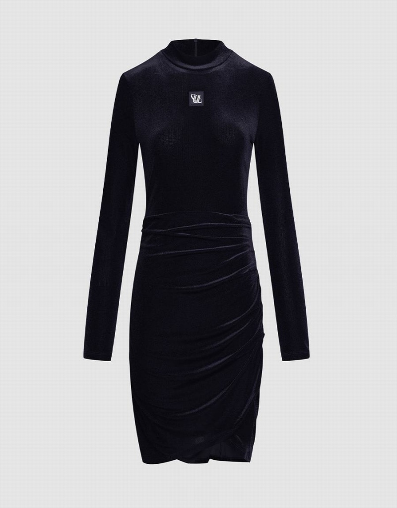 Black Women\'s Urban Revivo Velvet Ruched Bodycon Dress | OPW417QV