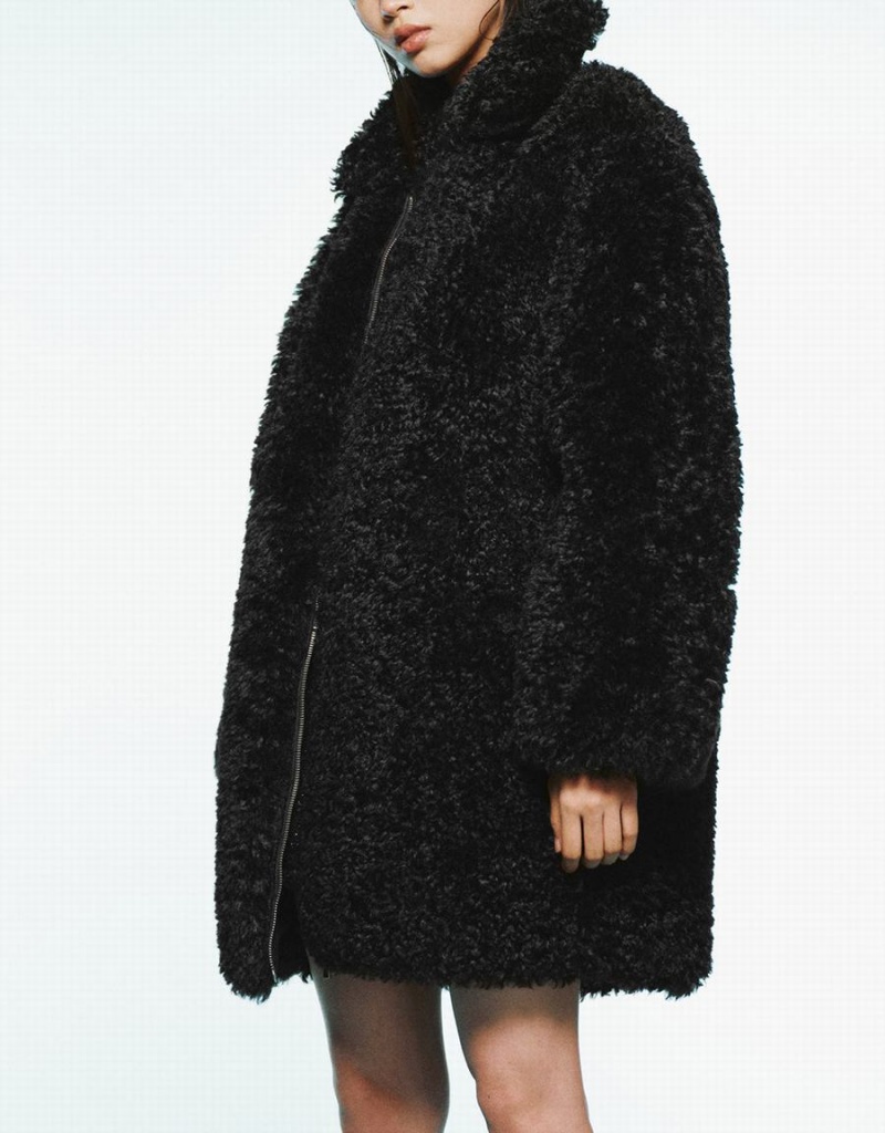 Black Women's Urban Revivo Zipper Front Straight Furry Coats | WQD7943MA