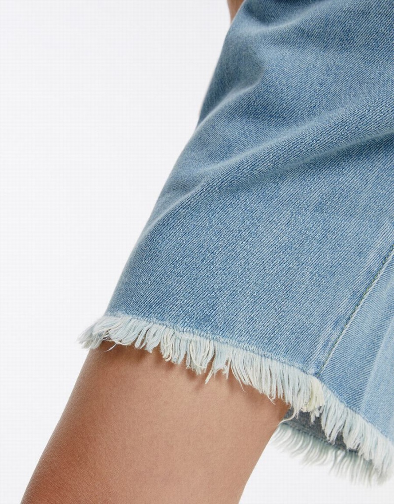 Blue Women's Urban Revivo Frayed Hem Denim Shorts | EMB9326WT