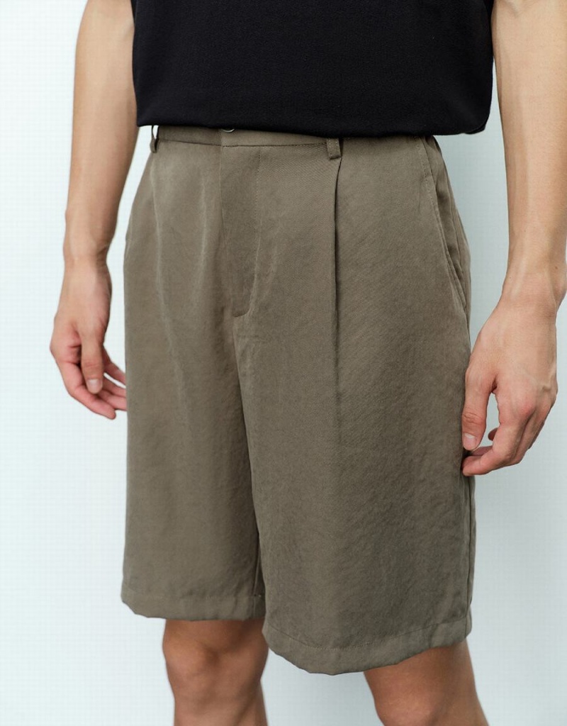 Dark Khaki Men's Urban Revivo Loose Shorts | BCJ5093VQ