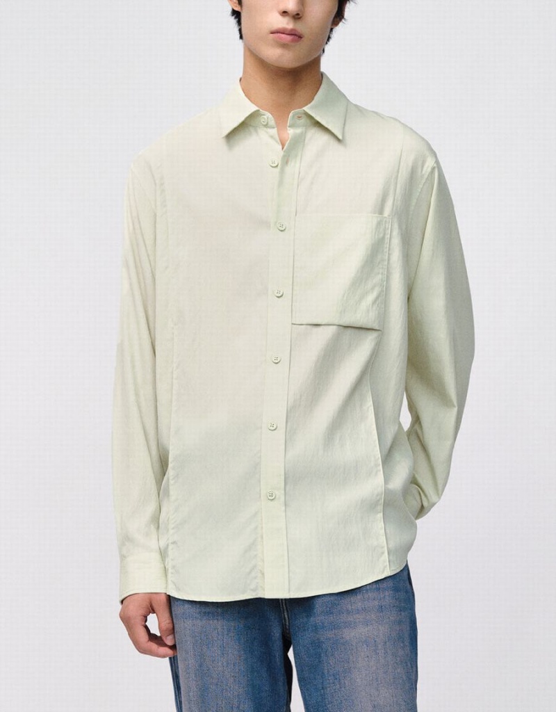 Green Men's Urban Revivo Button Up Loose Shirts | ZOE7251GW