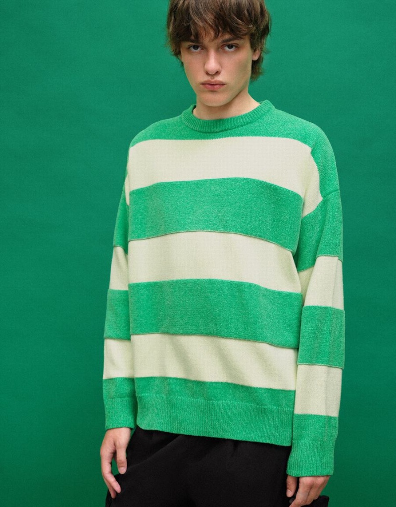 Green Men's Urban Revivo Striped Crew Neck Knitted Cardigan | PUI5658WK