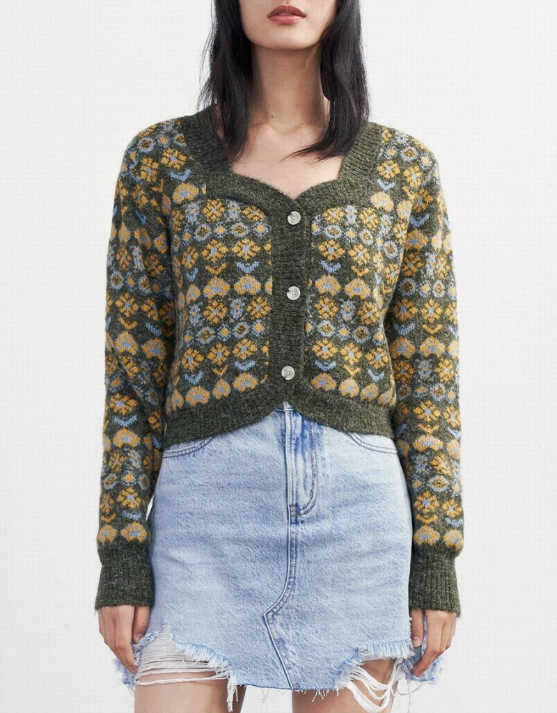 Green Women's Urban Revivo Floral Button Up Cardigan | TOG9474HF