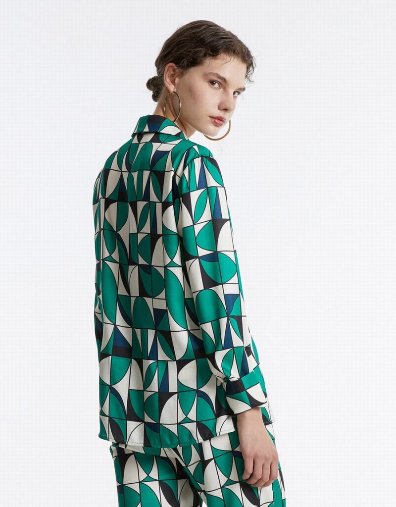 Green Women's Urban Revivo Geometric Print Shirts | HSR4415YM