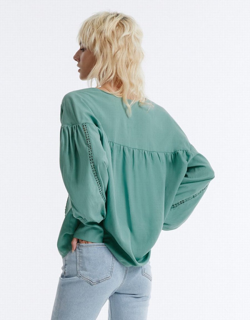 Green Women's Urban Revivo Pointelle Buttoned Shirts | ERX7743ID