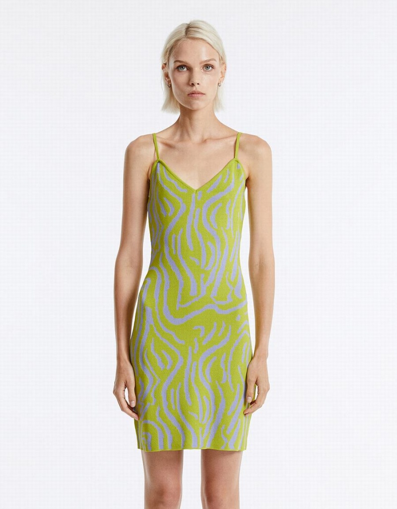 Green Women\'s Urban Revivo Printed Knit Dress | GGH3426EJ