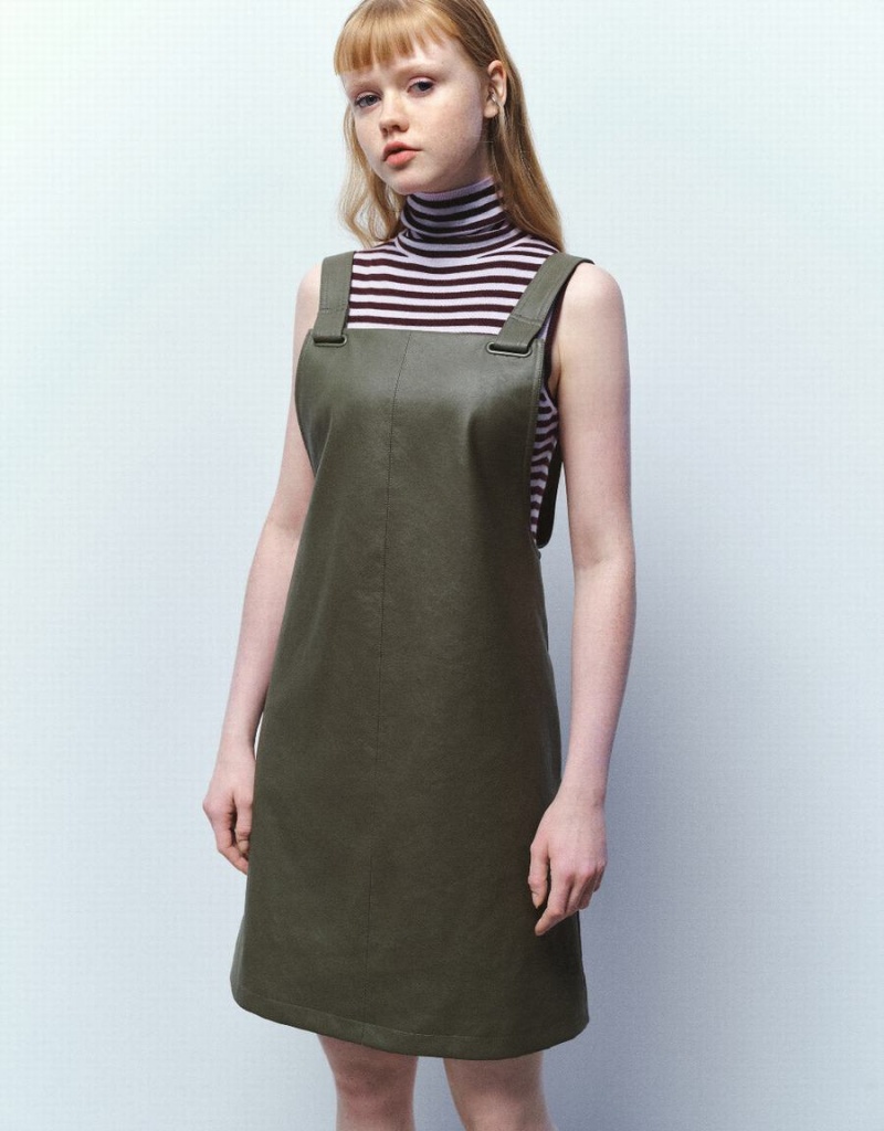 Green Women's Urban Revivo Sleeveless Square-Cut Collar A-Line Dress | YVU8499KW