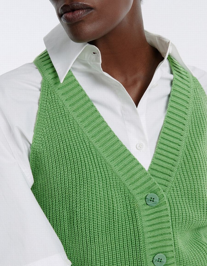 Green Women's Urban Revivo V Neck Knit Cardigan | OLA8132NM