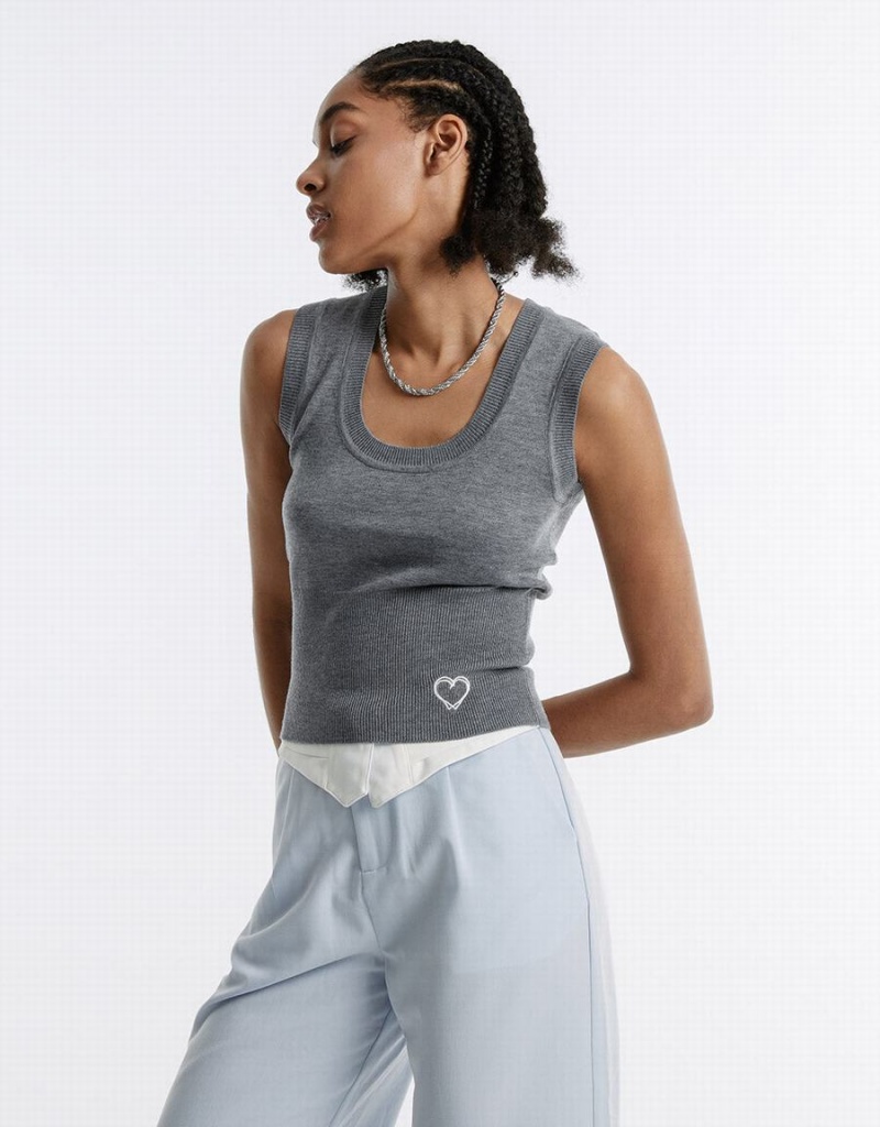 Grey Women's Urban Revivo Heart Embroidery Tank Tank Top | CNU2281AJ