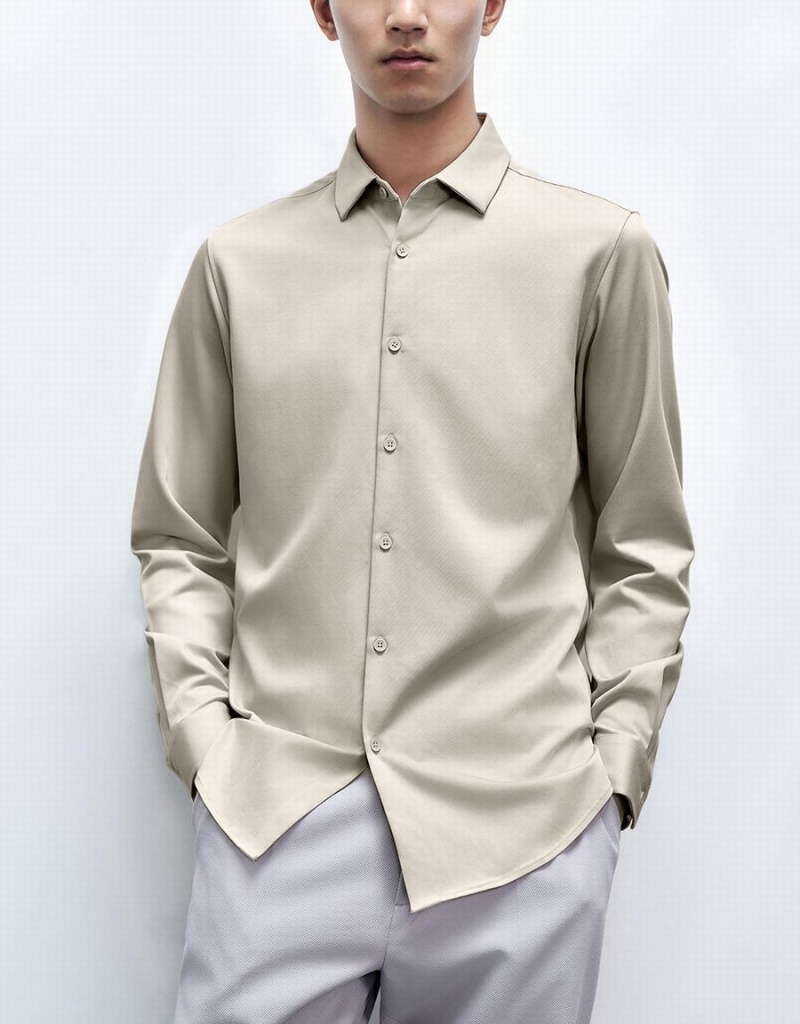 Khaki Men's Urban Revivo Button Up Straight Shirts | BSK5116NS