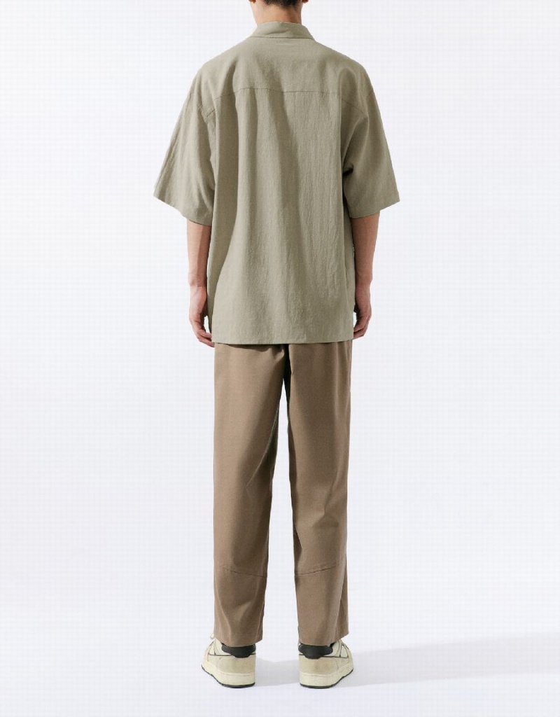 Khaki Men's Urban Revivo Leisure Shirts | YPW6940JJ