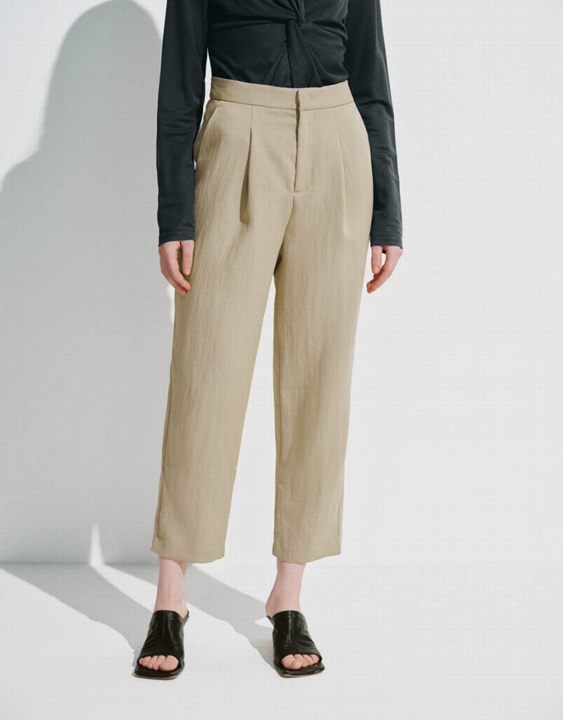 Khaki Women's Urban Revivo Cropped Carrot Fit Pants | XYG174FY