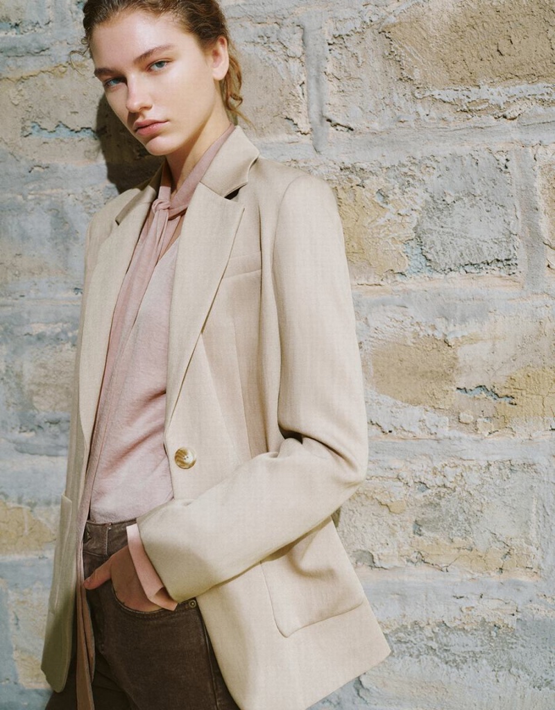 Khaki Women's Urban Revivo Notch Lapel Tailored Blazers | ZYZ6985OM