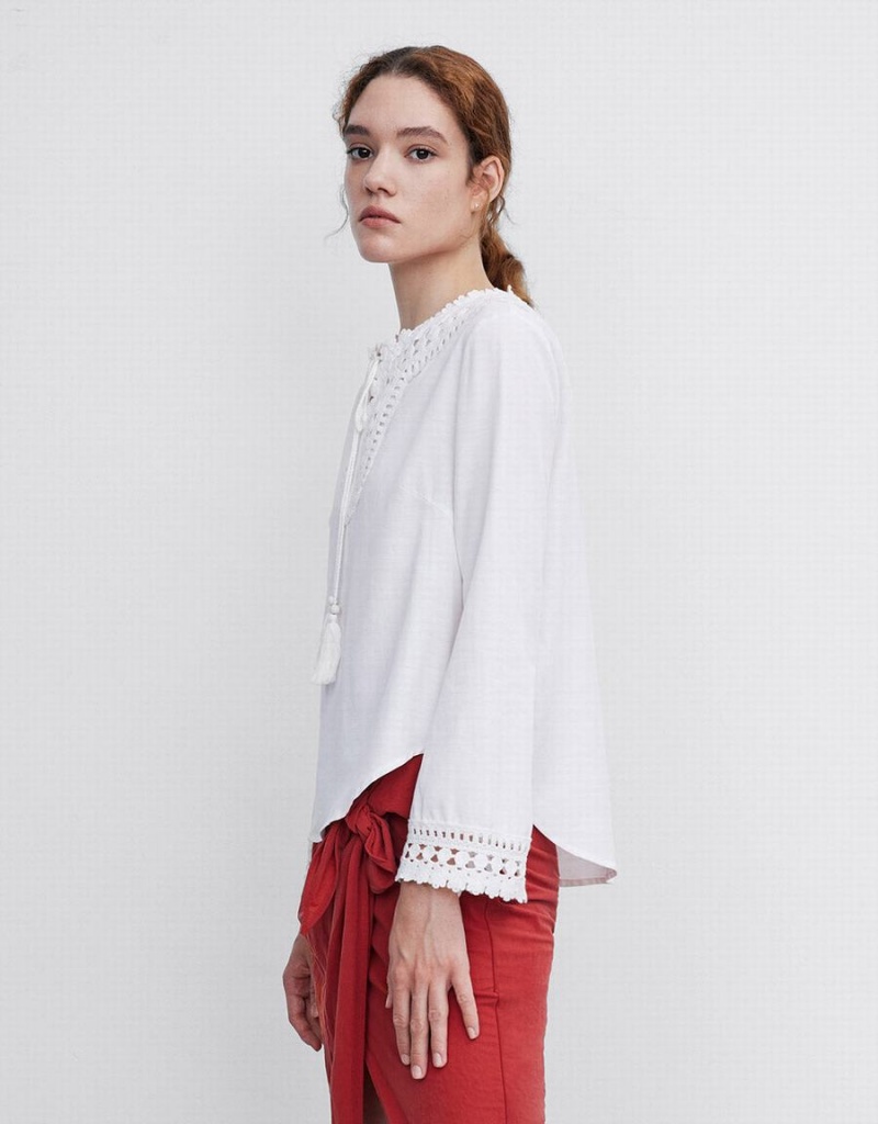 White Women's Urban Revivo Embroidered Blouse | HGZ5147NT