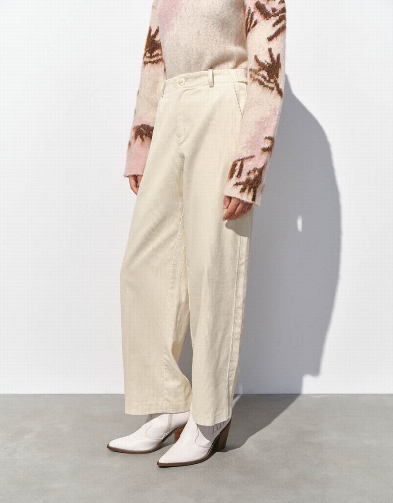 White Women's Urban Revivo Textured Wide-Leg Pants | CAA7775MT